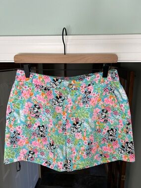 NWT Disney Mickey Minnie Mouse Colorful Floral Print Shorts 5” Inseam Sz 6